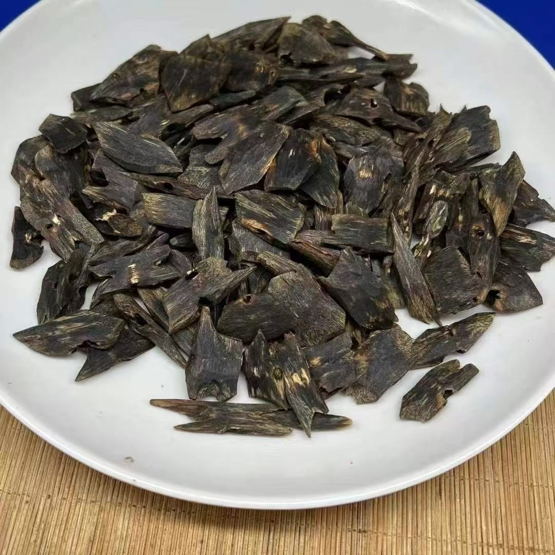 Kynam Agarwood Chips | High-Oil Chinese Oud | 100% Natural | For Incense & Home Fragrance | Sinkable Grade