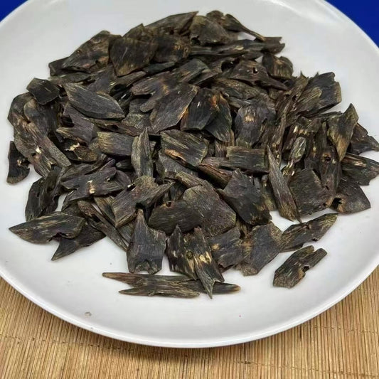 Kynam Agarwood Chips | High-Oil Chinese Oud | 100% Natural | For Incense & Home Fragrance | Sinkable Grade