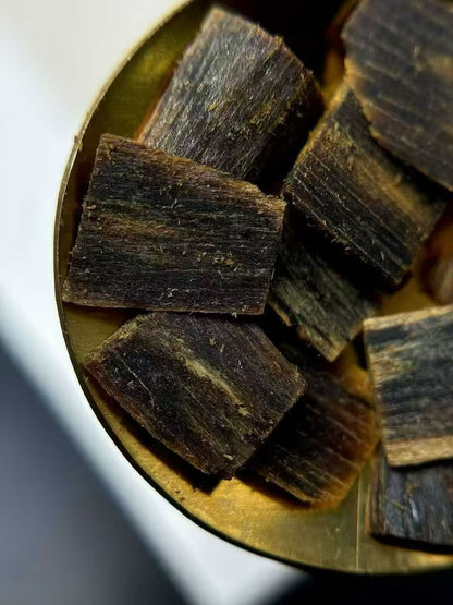 Kynam Agarwood Chips | Raw Fragments | Full-Oil Sinking | For Incense