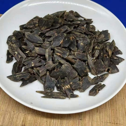 Kynam Agarwood Chips | High-Oil Chinese Oud | 100% Natural | For Incense & Home Fragrance | Sinkable Grade