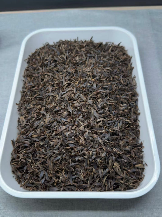 Sinking Kynam Agarwood Shavings – Handcrafted Incense for Burning  Meditation