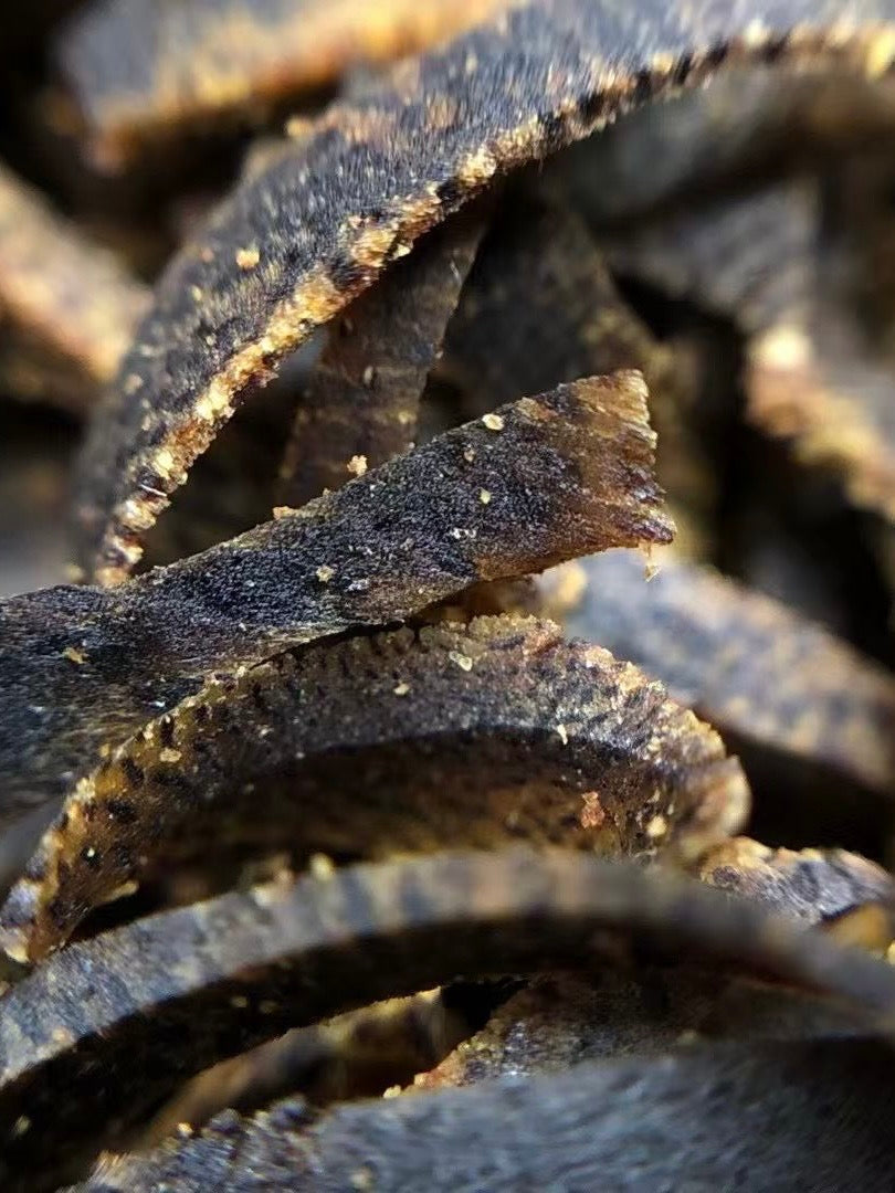 Sinking Kynam Agarwood Shavings – Handcrafted Incense for Burning  Meditation