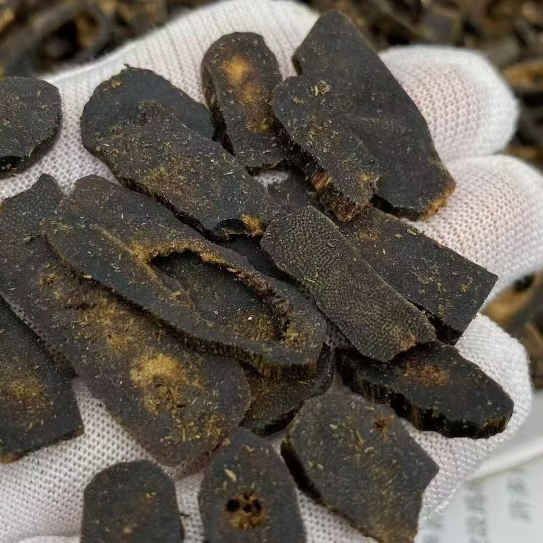 Sinking-Grade Purple Kynam Agarwood Chips — Handcrafted for Incense, Tea, and Water Infusion